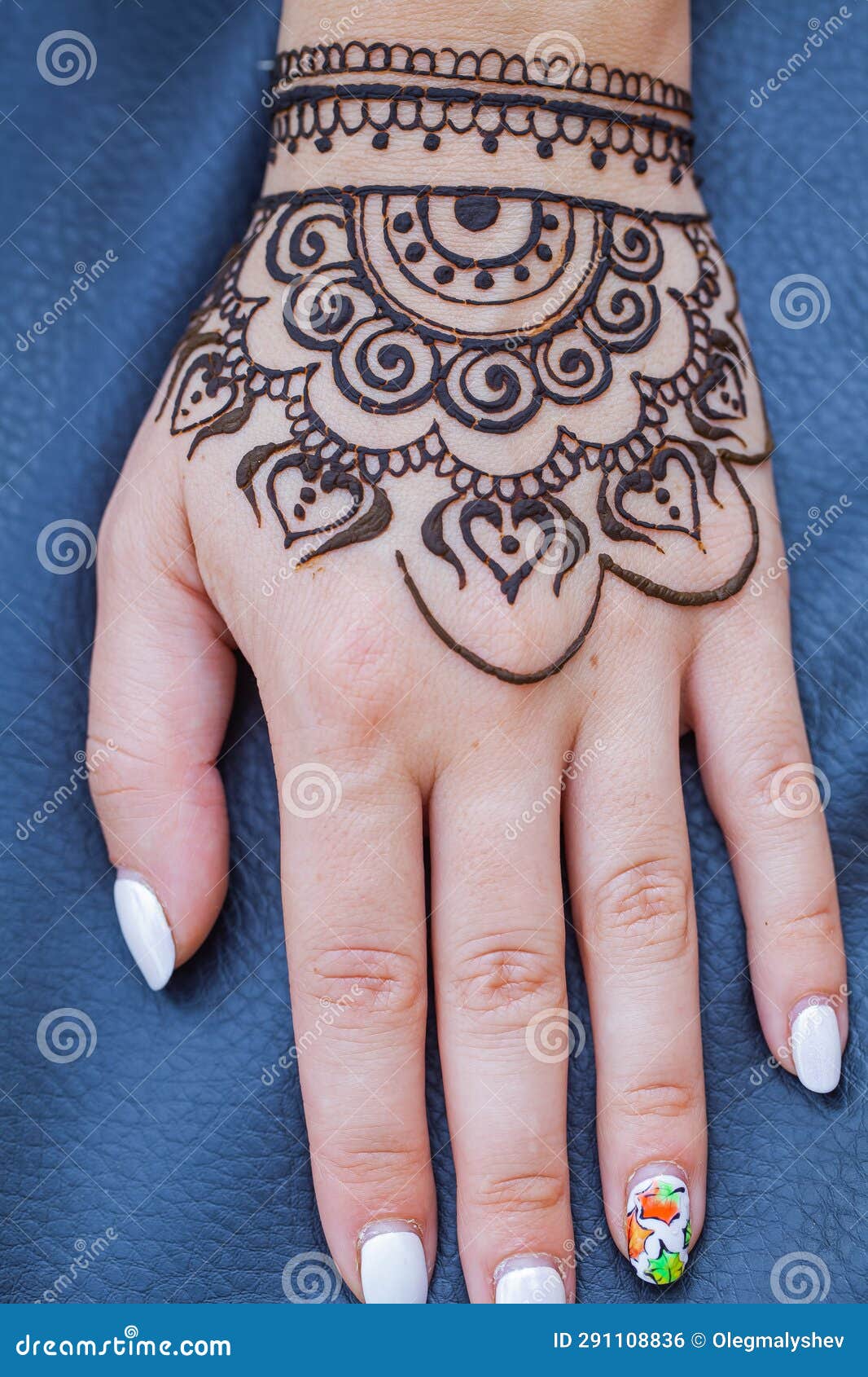 Close Up Henna Drawing Mehendi Artwork Indian Culture Stock Photo ...