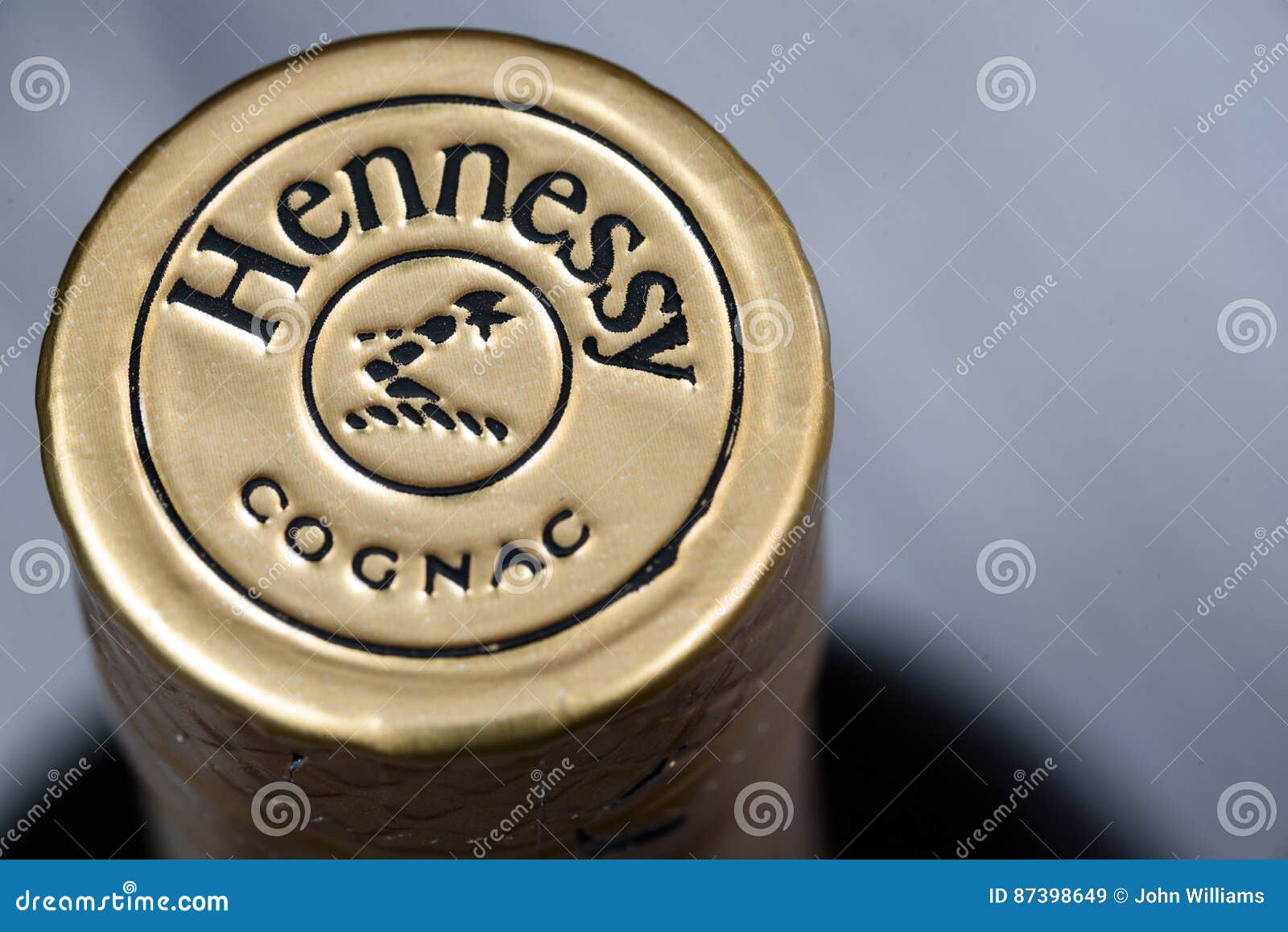 hennessy circle label