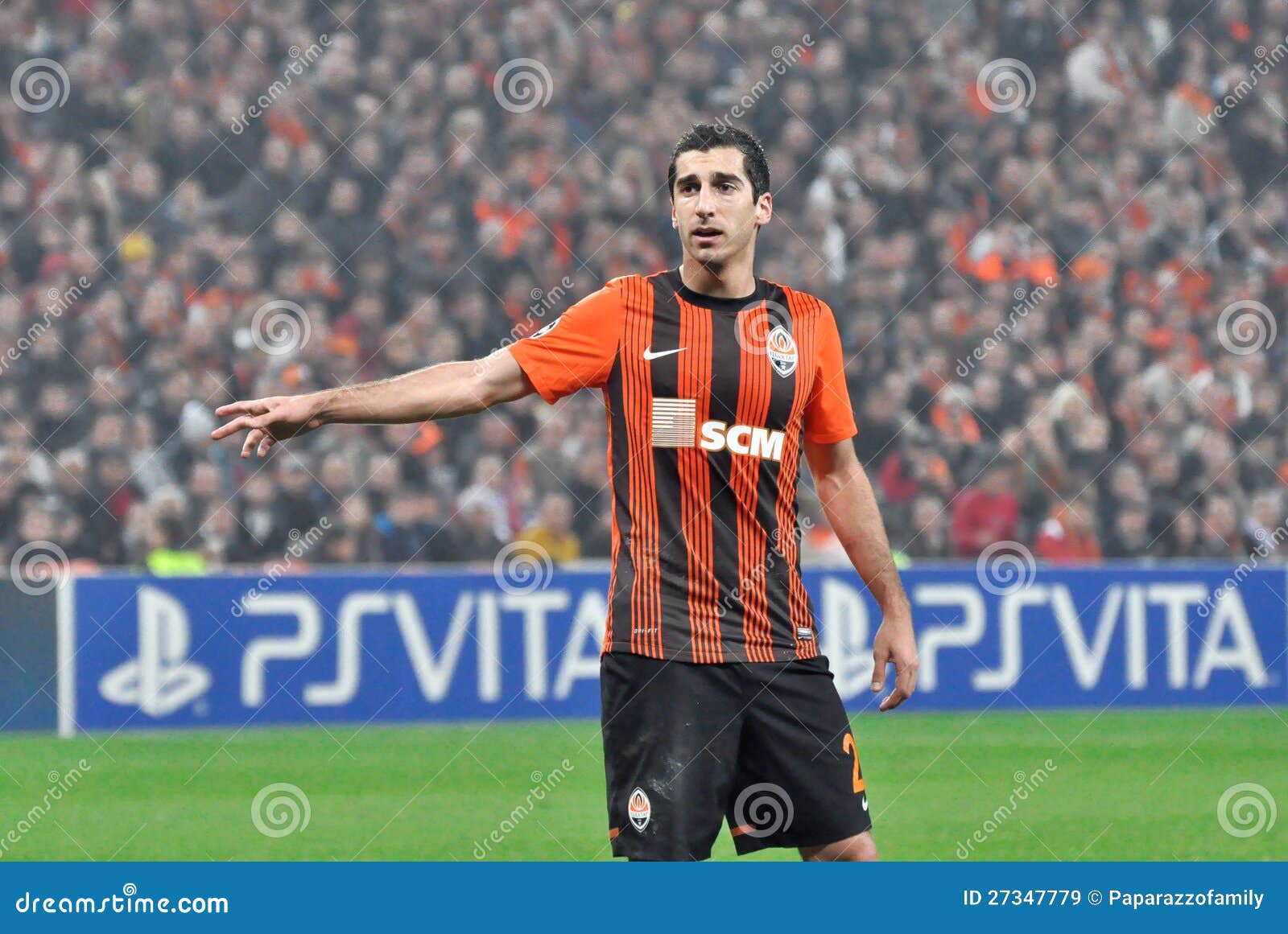 Mkhitaryan Henrikh editorial stock image. Image of coach - 31924019