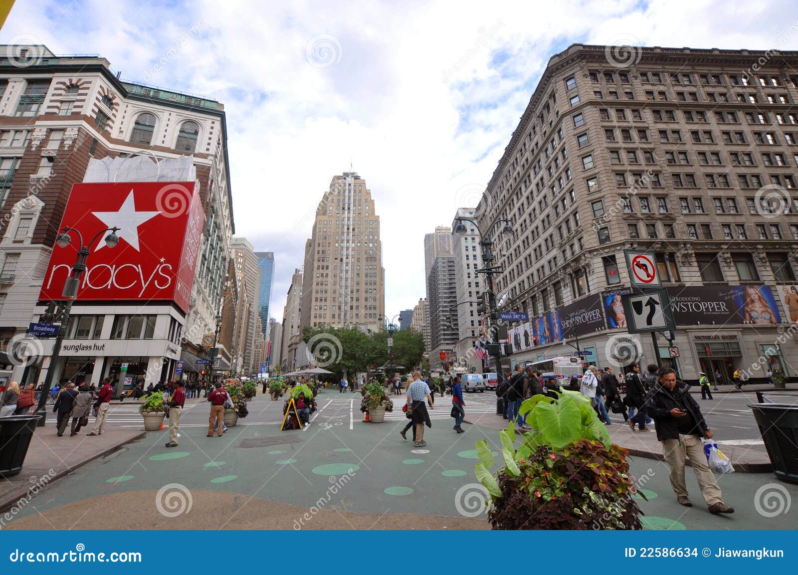 Herald Square on 34th Street, NYC Editorial Stock Image Image of