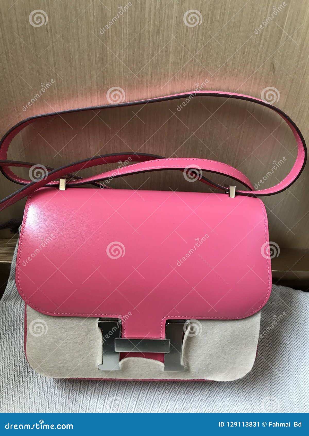 Hermes Mini Constance Bag Tadelakt Leather Pink Color Editorial Photo -  Image of leather, constance: 129113831