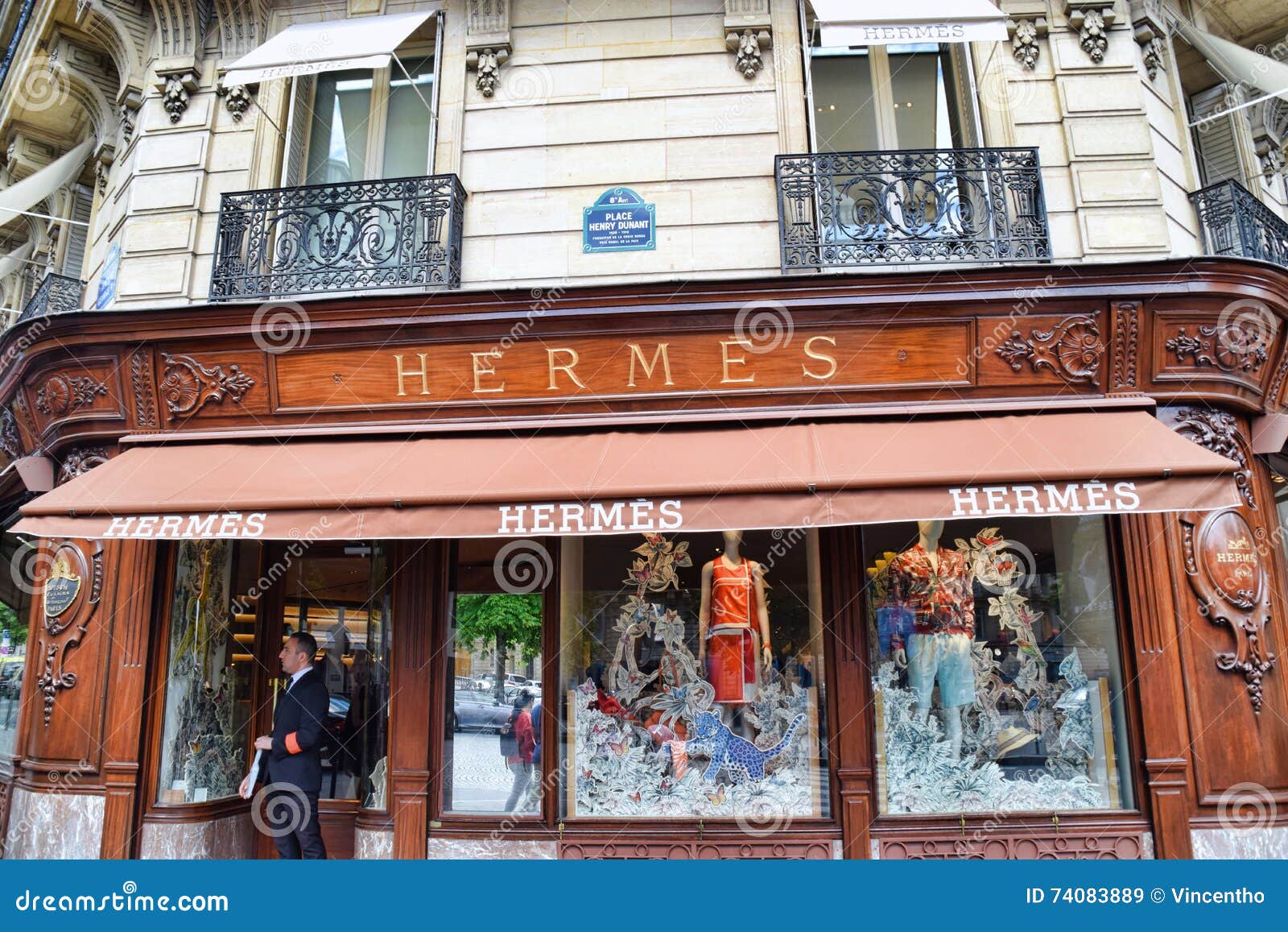 Hermes Paris editorial stock image. Image of hermes, store - 74083889