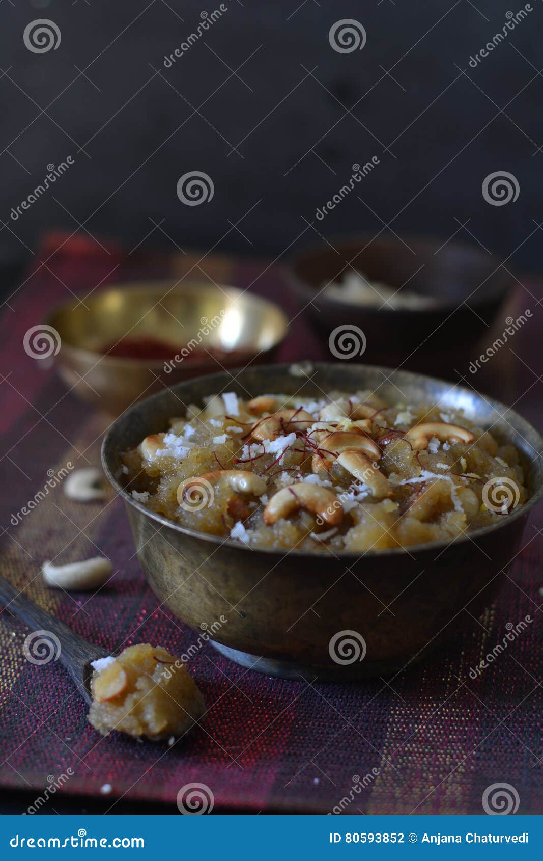 Het Dessert Van Halwa/indian Van Soojika Stock Foto Image of snel