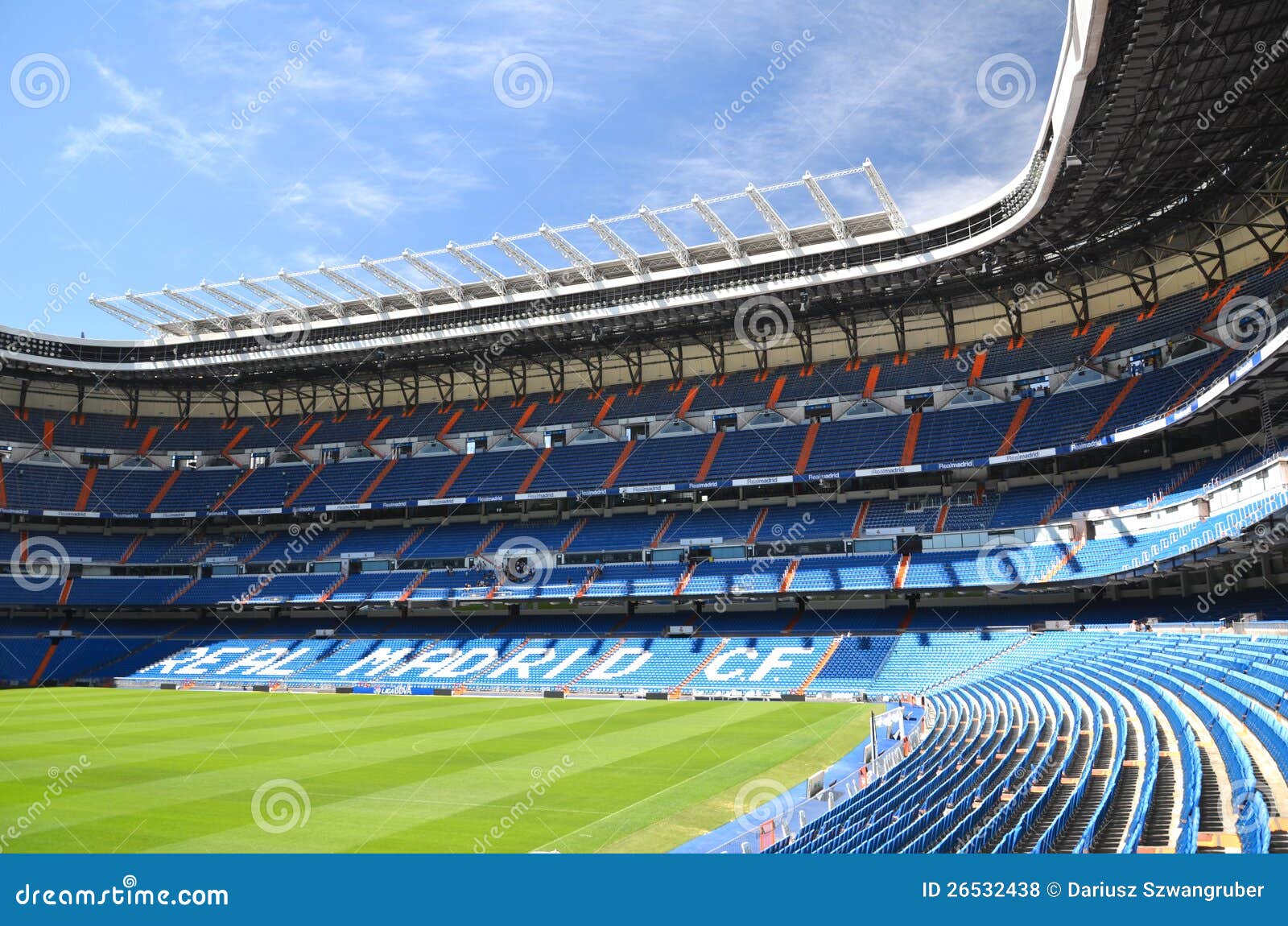 Het Stadion Van Santiago Bernabeu Van Real Madrid Redactionele