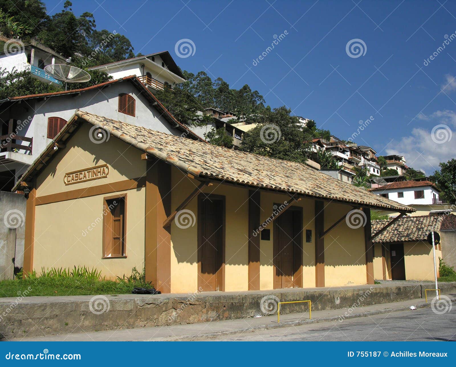 Het station van Cascatinha. Teruggetrokken station - Petropolis - Rio de Janeiro - Brazilië