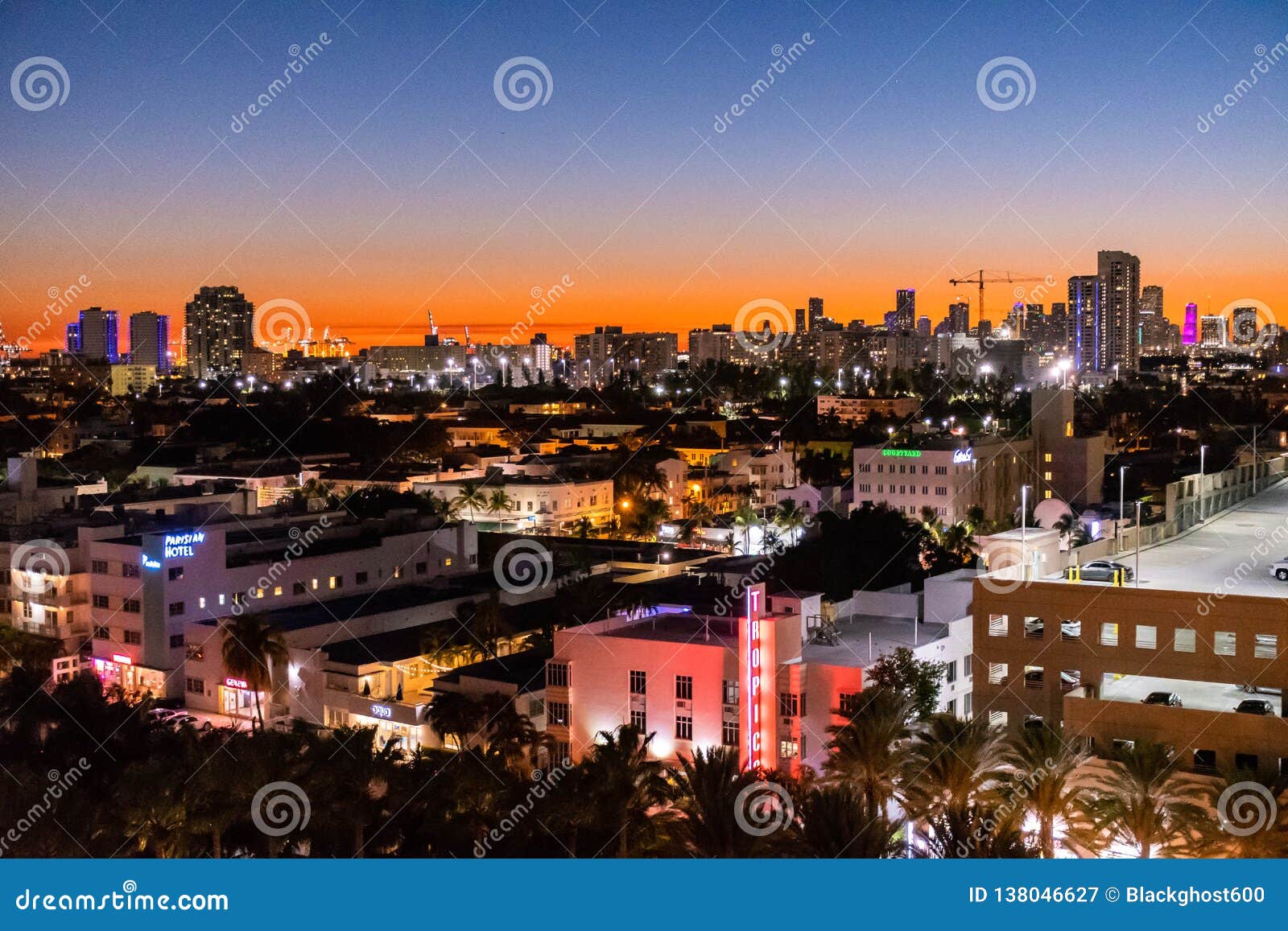 Heure Bleue De Ville Urbaine Du Sud De Plage à Miami La