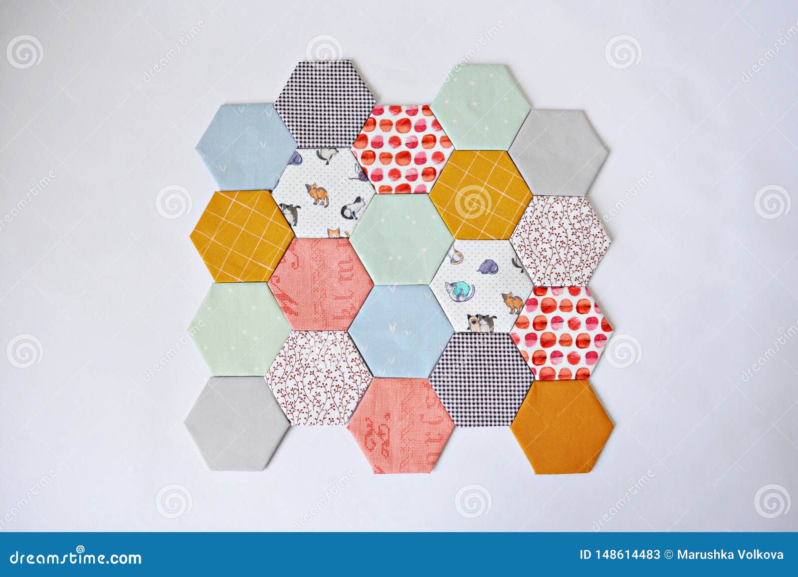 Hexagon English Paper Piecing Templates Stock Image - Image of cats, nice:  148614483