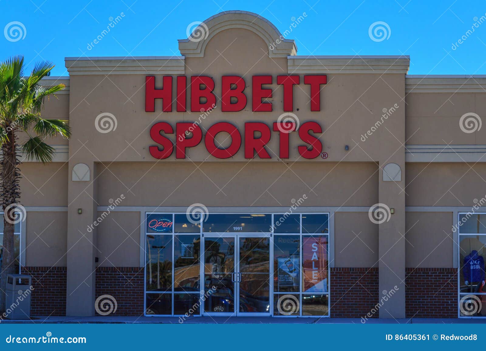 Hibbett Sports Store editorial photo. Image of hibbetts 86405361