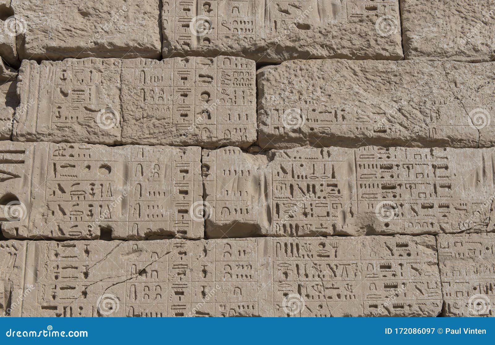 Hieroglyphic Carvings on an Ancient Egyptian Temple Wall Stock Image ...