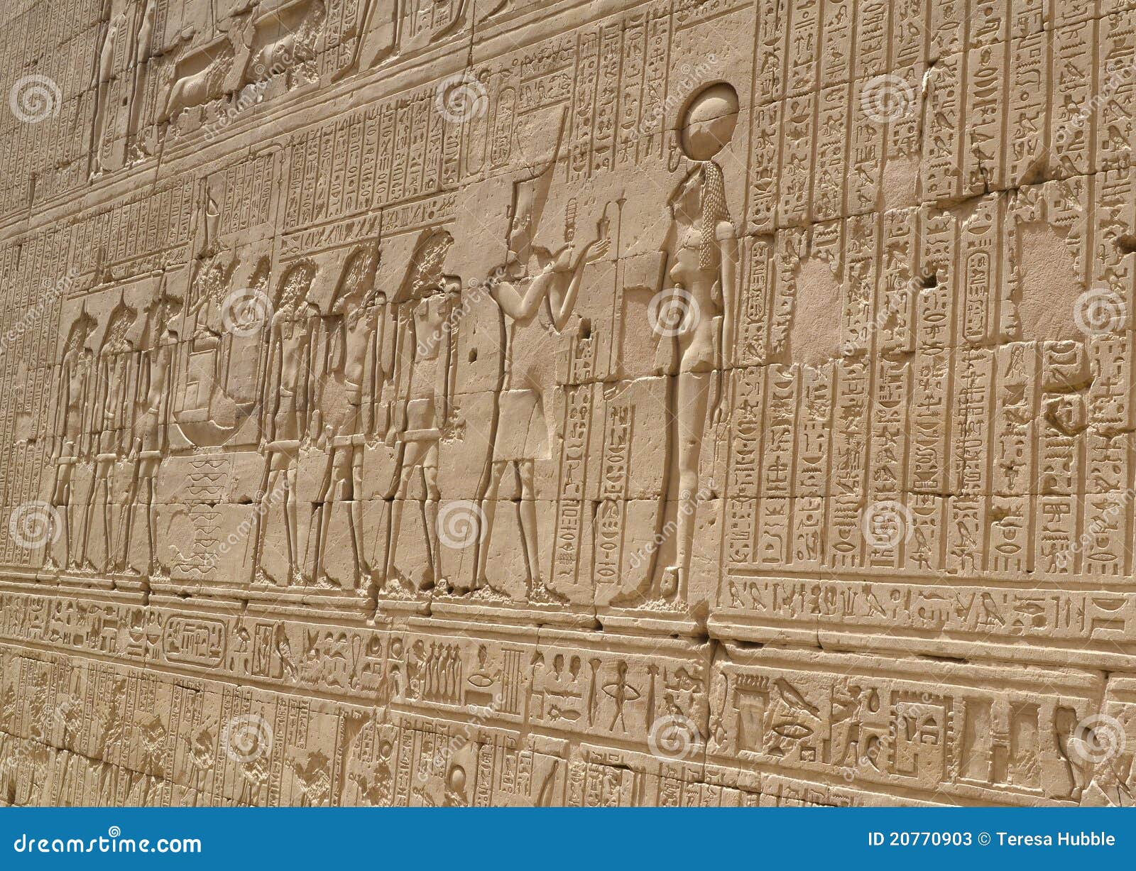 Hieroglyphic Carvings In An Egyptian Temple Wall Stock Image Image of