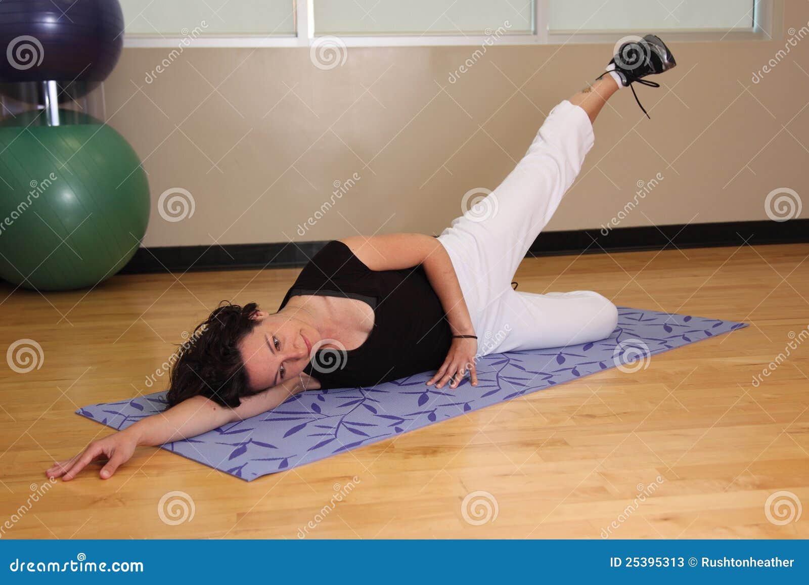 High aerobic leg raise stock image. Image of physiotherapy 25395313