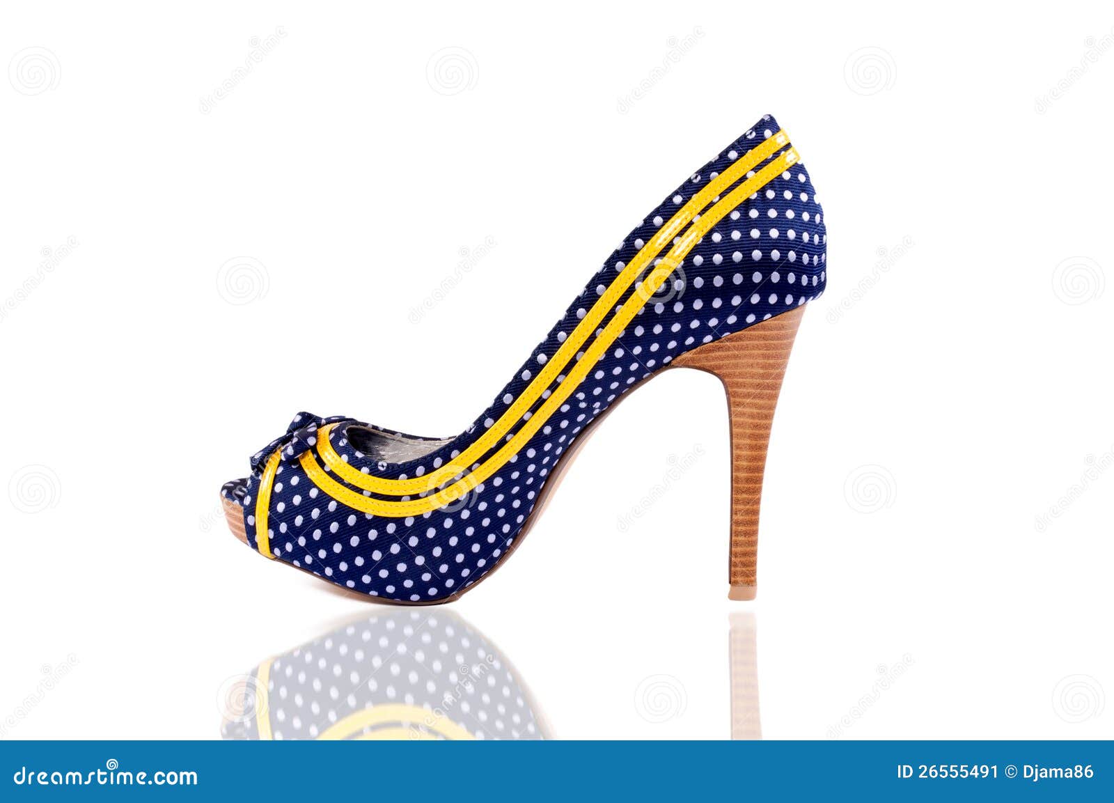 High heels reflection stock image. Image of footwear 26555491