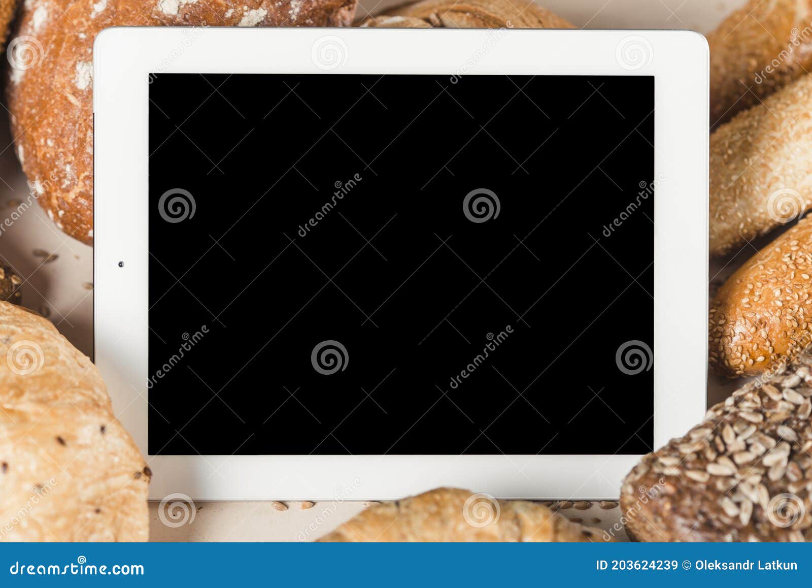 Download 5 001 Bread Mockup Photos Free Royalty Free Stock Photos From Dreamstime