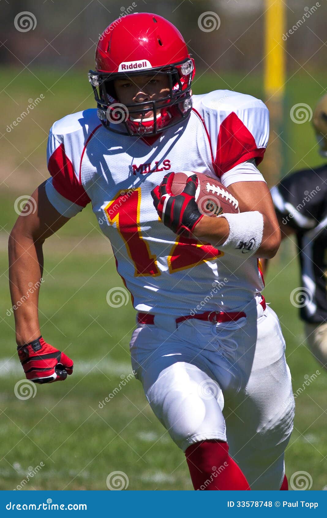 High School Football Player Running With The Ball Editorial Stock Photo ...