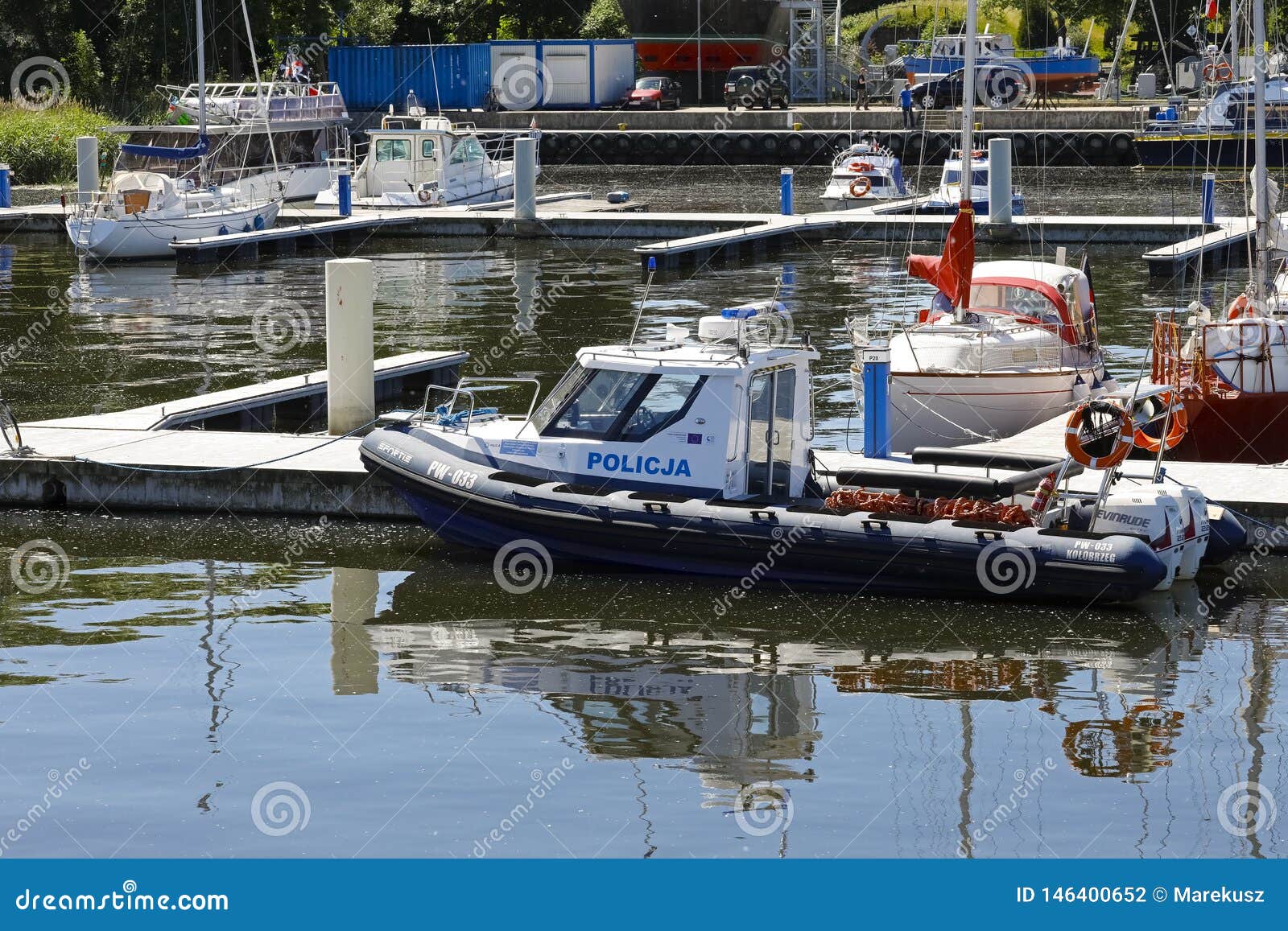 motorboat police officer