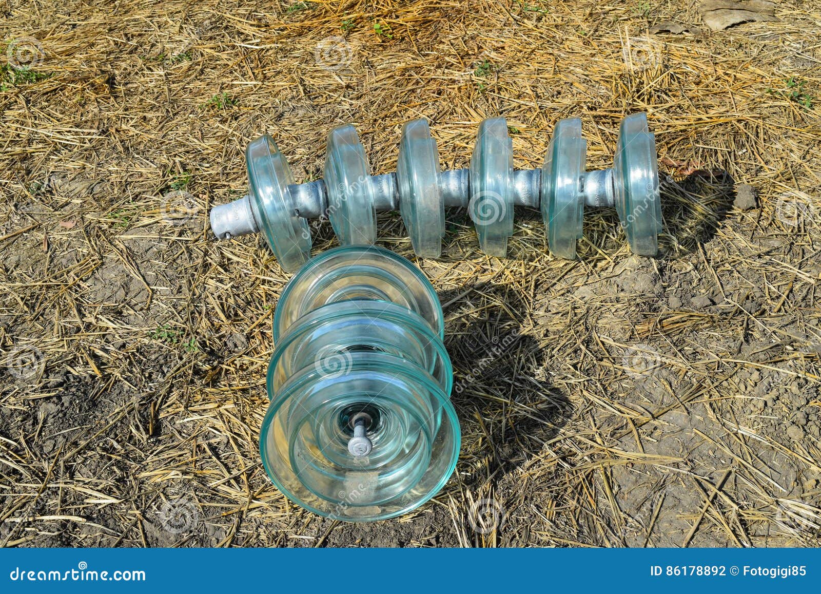 Highvoltage Insulators of Glass Insulators. Installation of High