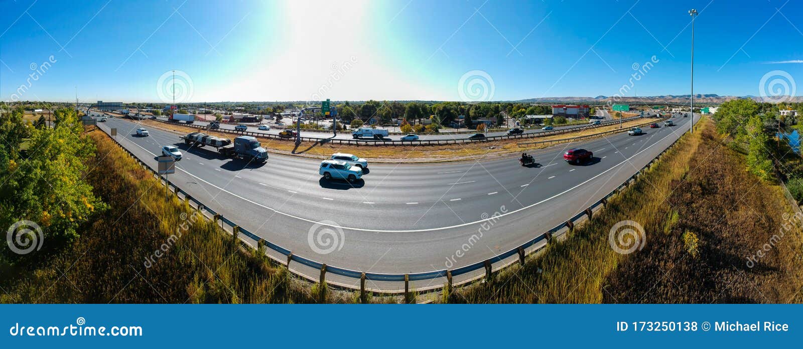 highway i70 in denver, colorado with traffic