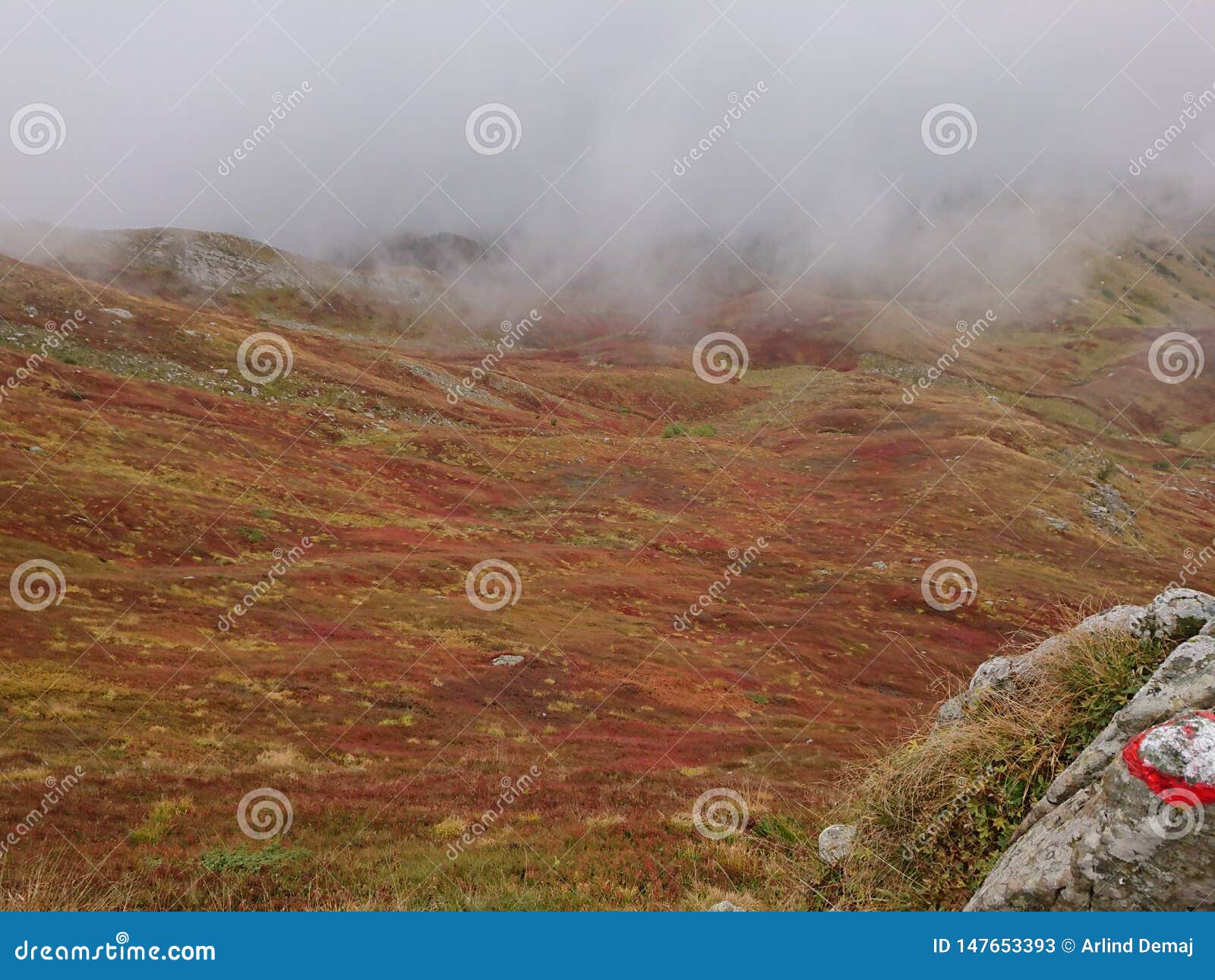 hiking below the clouds, mount libro aperto