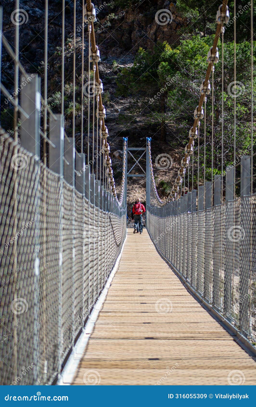 hiking trail to colgante bridge (puente colgante el saltillo) over almanchares river