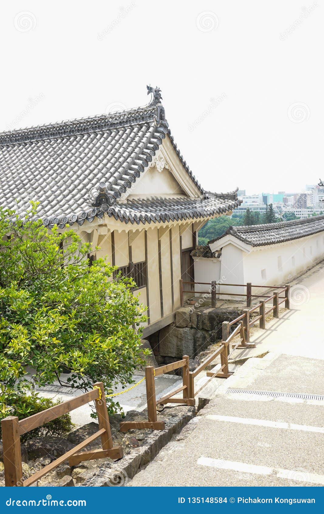 Himeji Castle Walkway stock photo. Image of himeji, religion 135148584