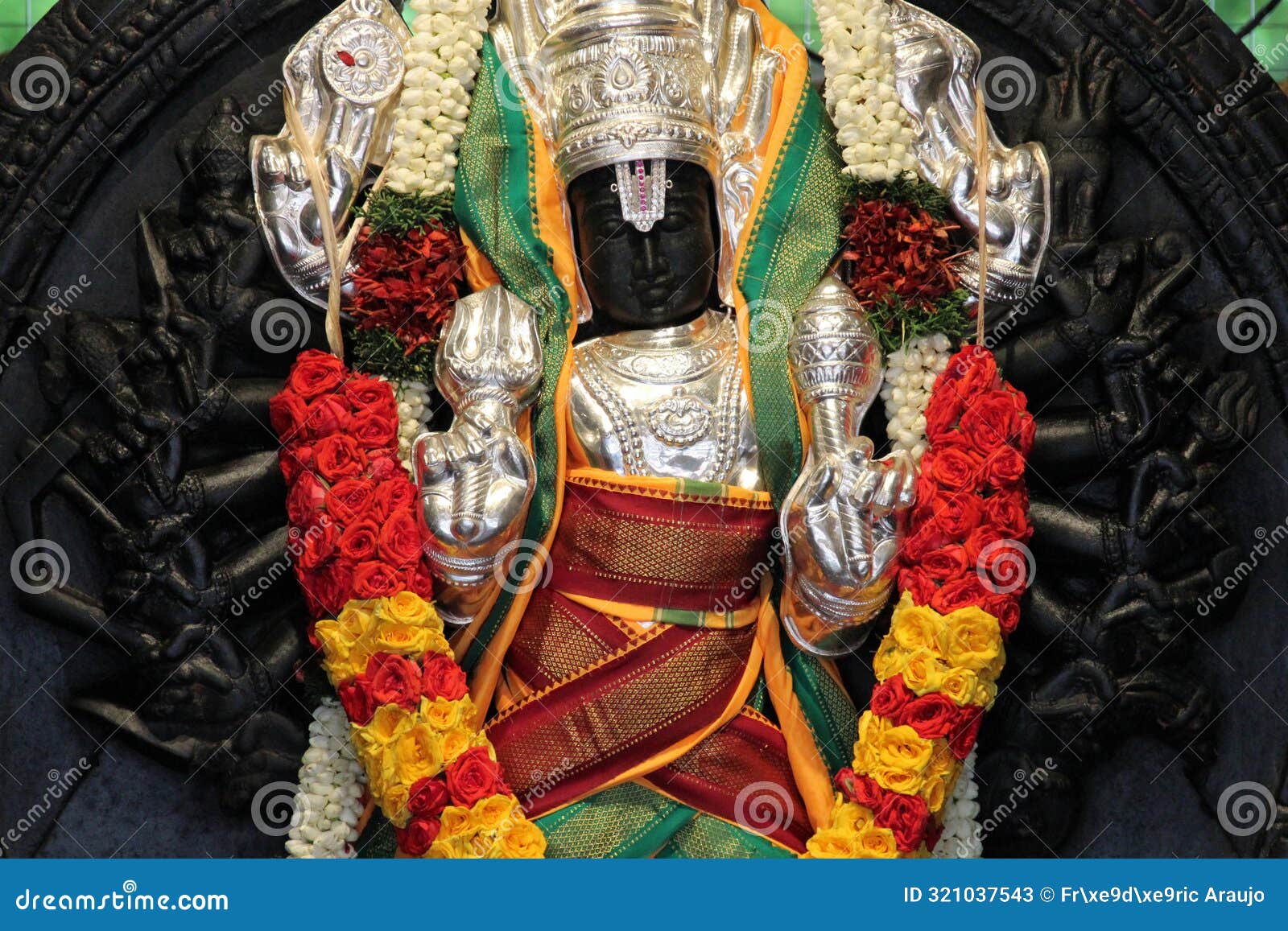 Hindu Temple (sri Srinivasa Perumal Temple) - Singapore Editorial Stock ...