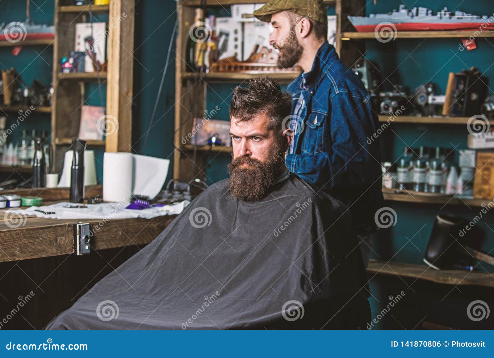 Hipster Client Getting Haircut. Client with Beard Ready for Trimming or ...