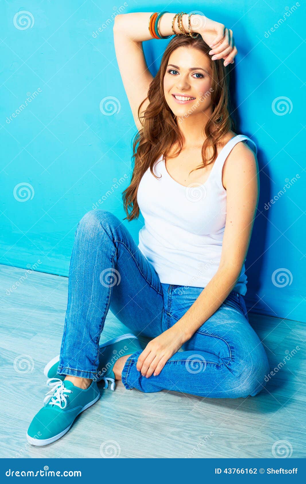 Hipster Girl Sitting on Floor Stock Photo - Image of beauty, lifestyle ...