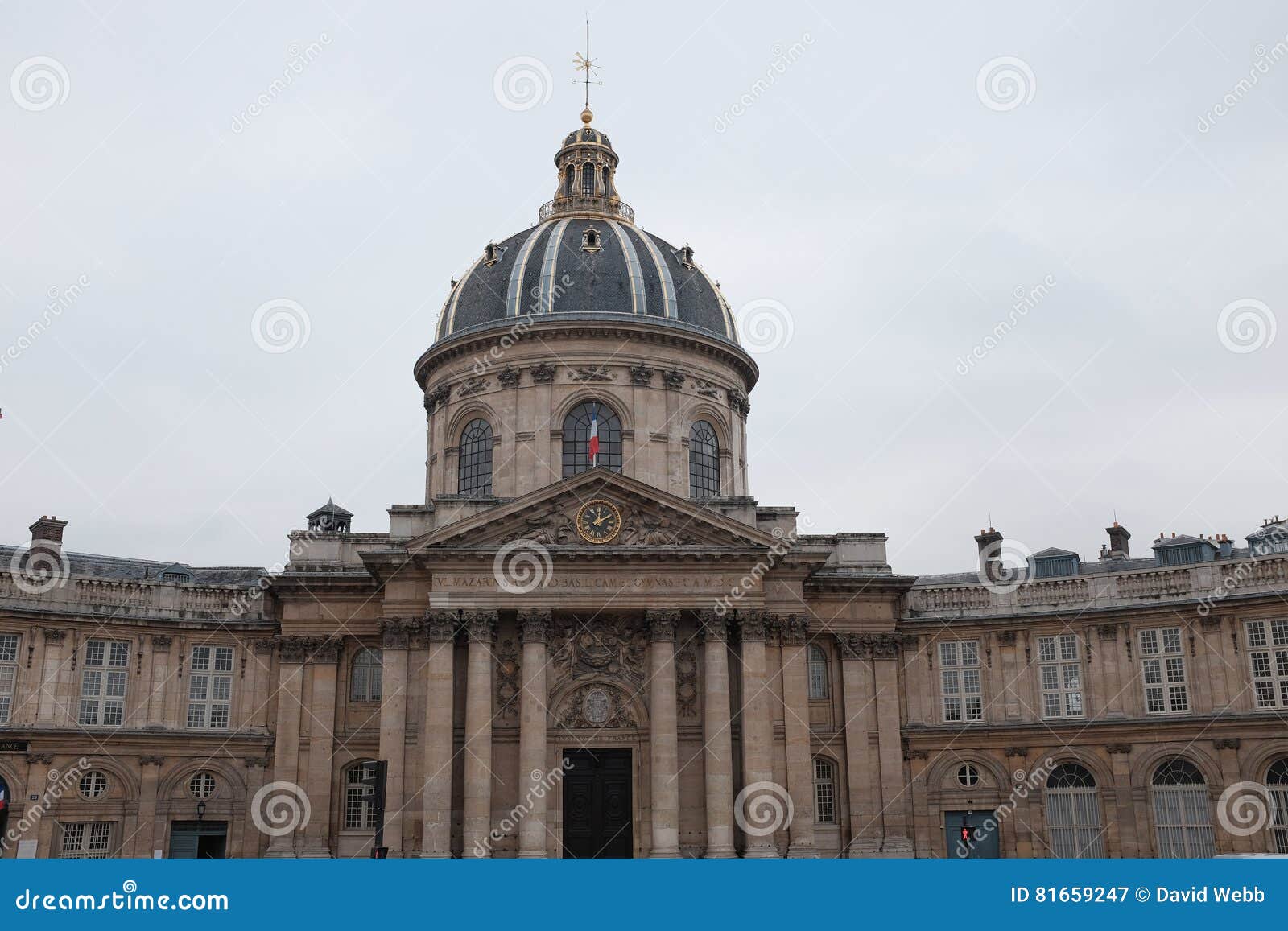 historic buildings in paris, france