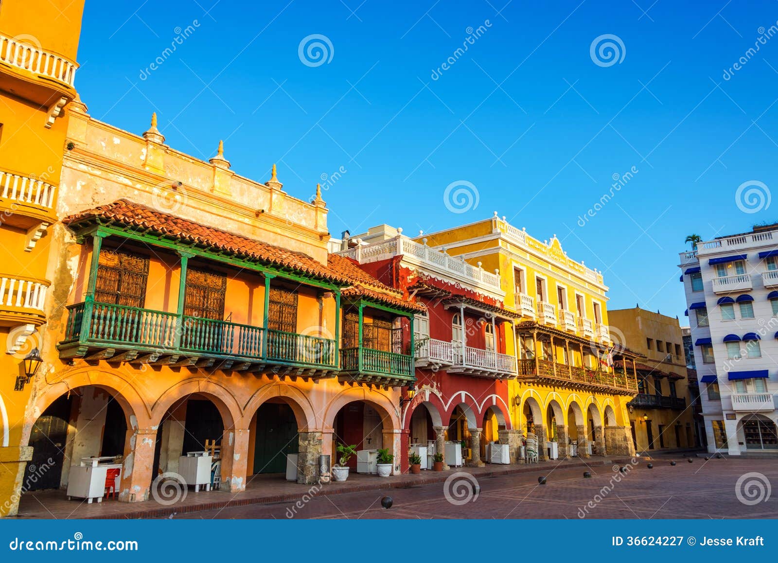 historic colonial facades