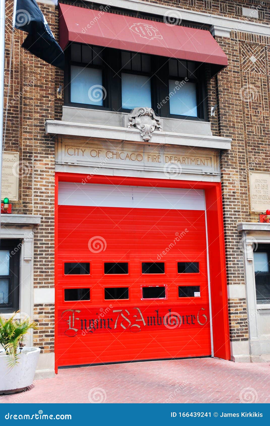 An Historic Firehouse in Chicago Editorial Photo Image of field, background 166439241