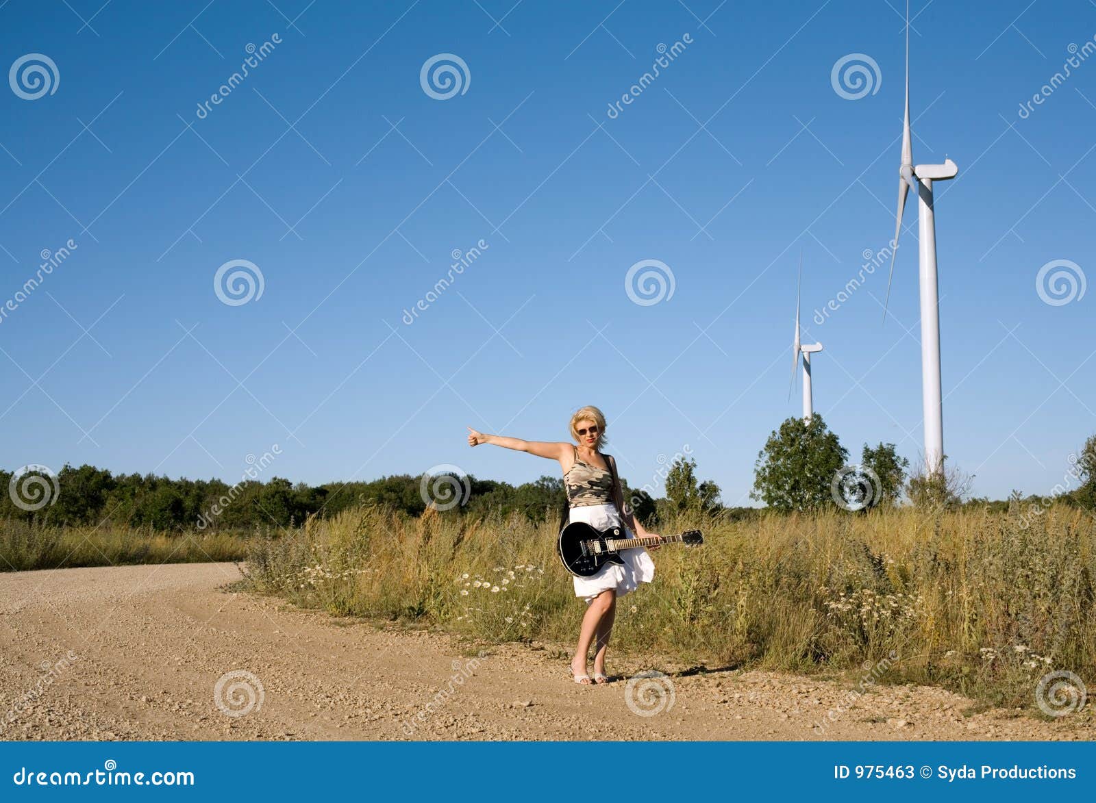 Hitchhiker stock image. Image of grass, glasses, girl 975463