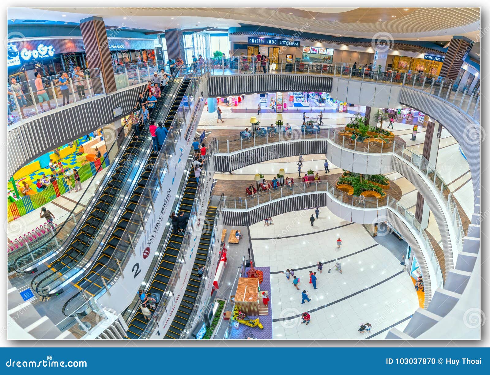 Shopping Mall With Modern Architecture Several Floors Equipped