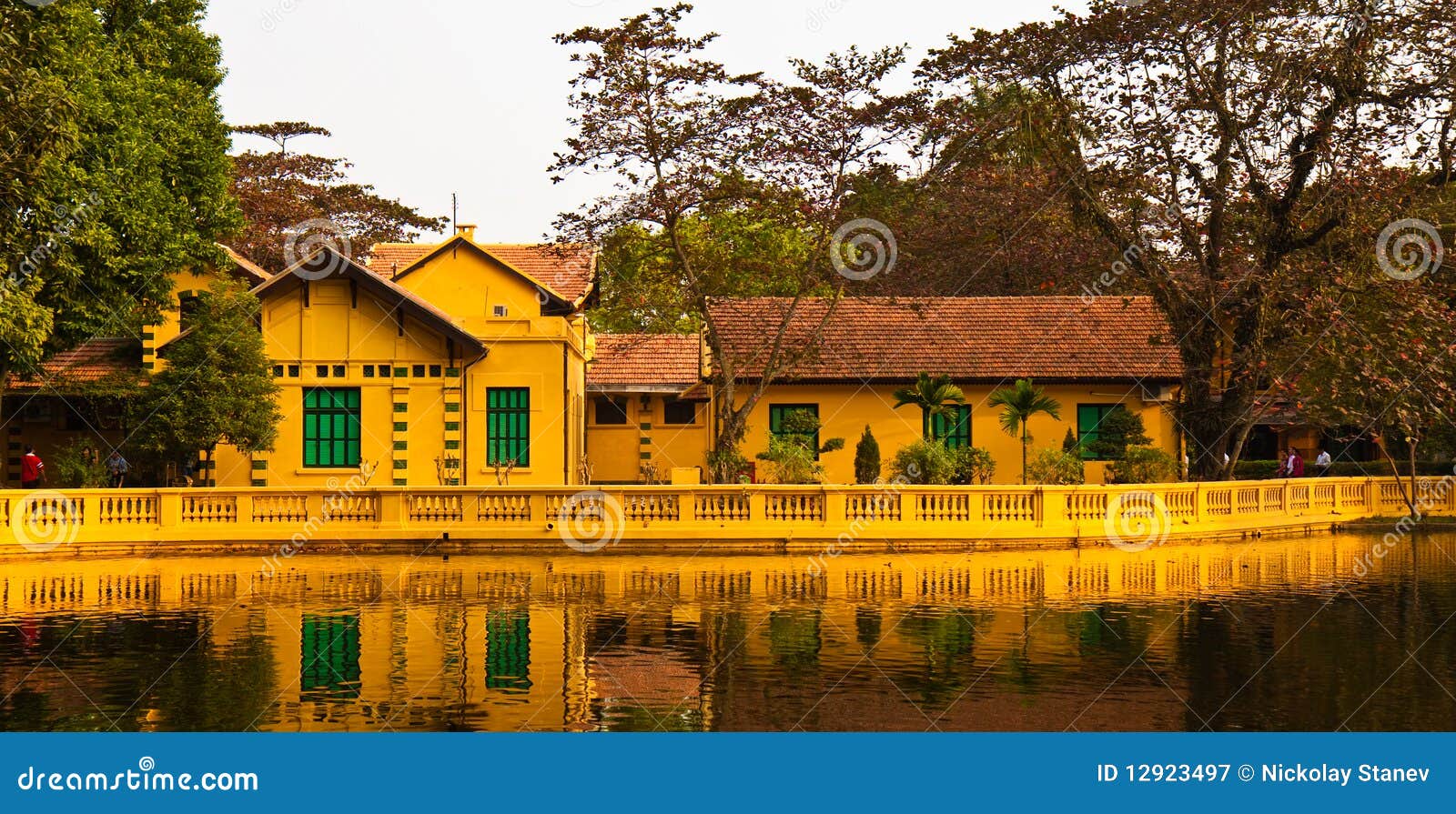 ho chi minh's residence