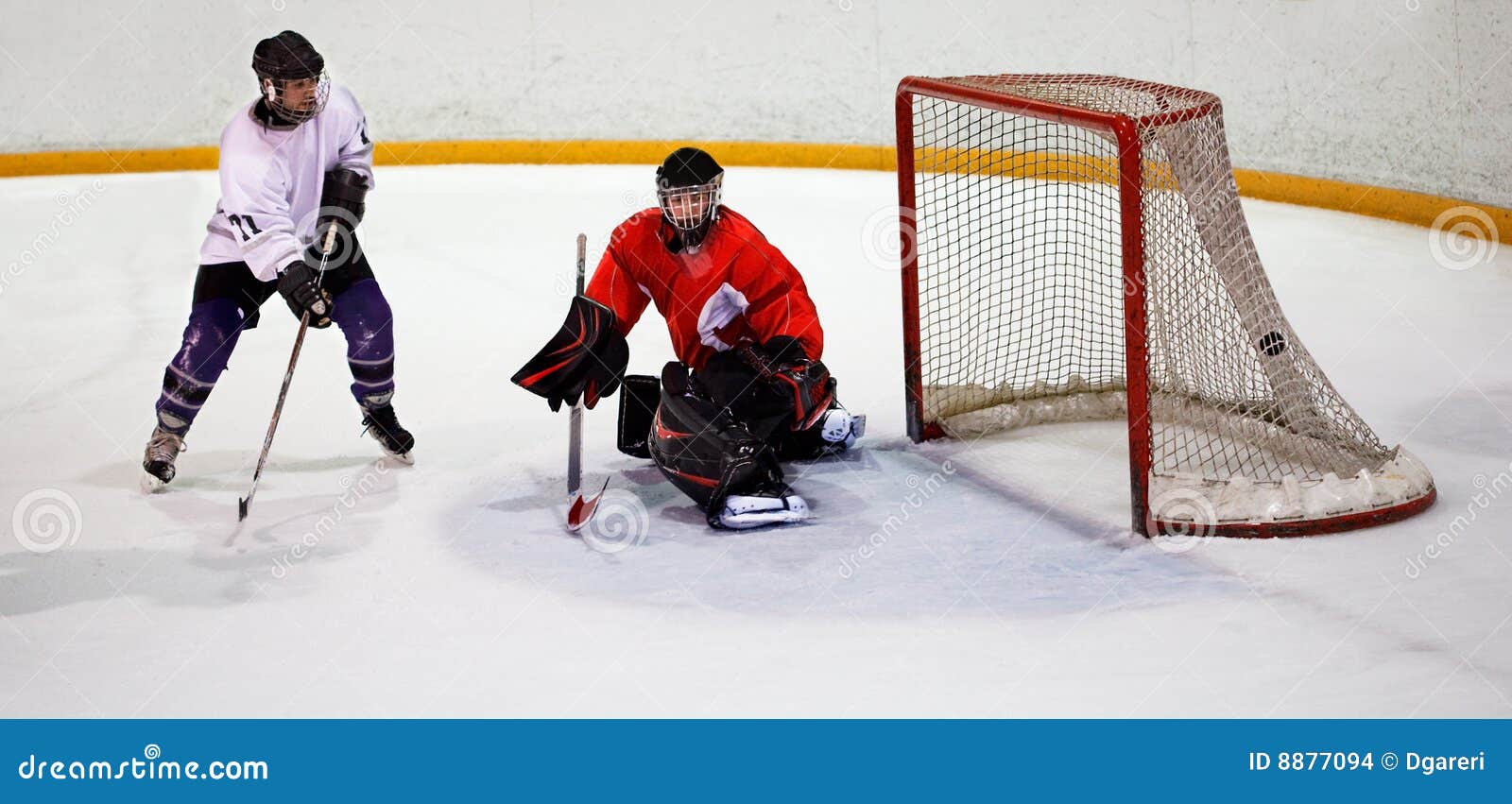 Hockey Player Scores Stock Images - Image: 8877094