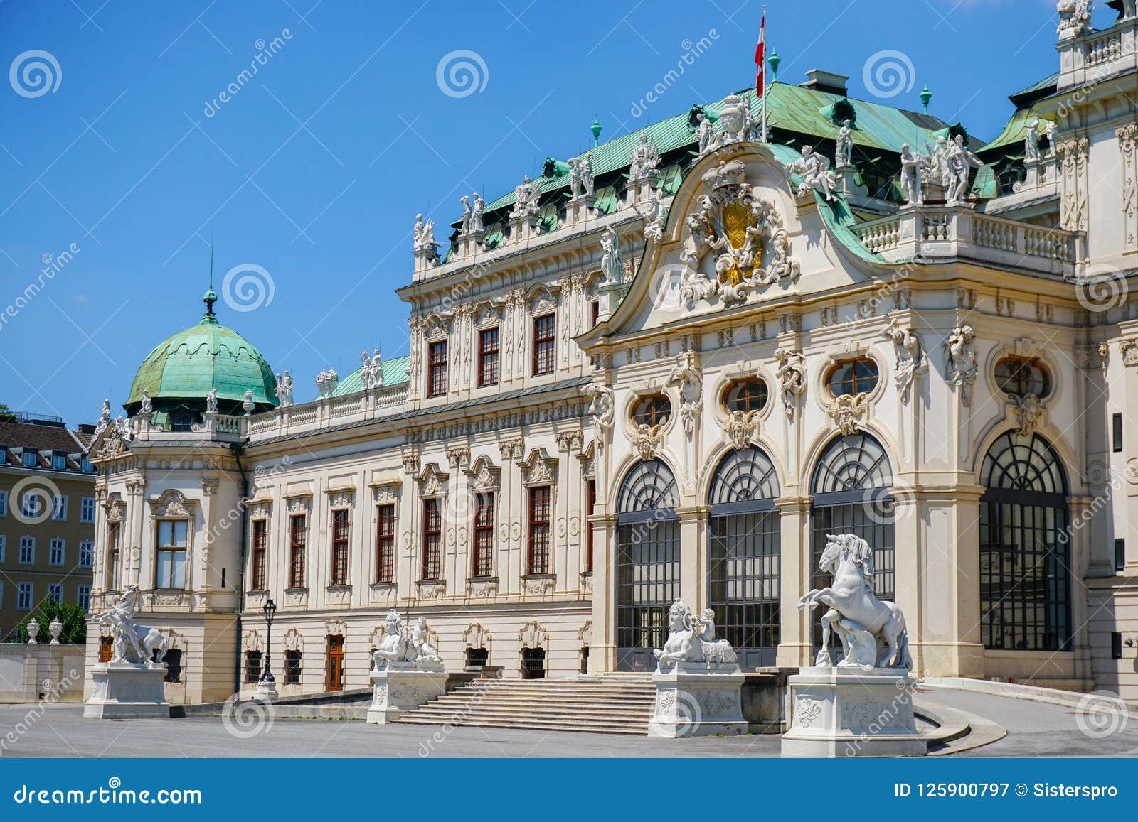 palace in vienna austria