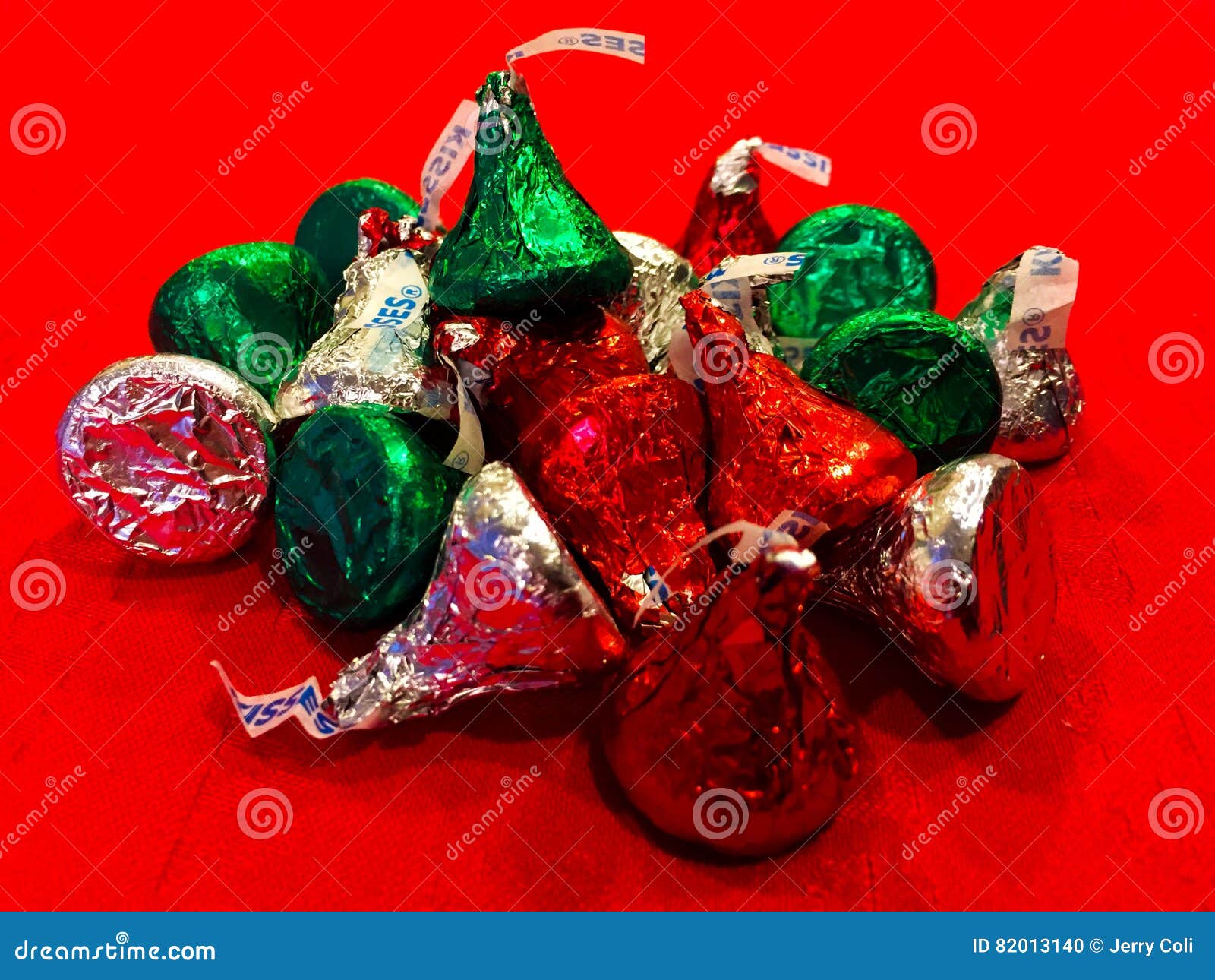 Holiday Hershey Kisses editorial image. Image of hershey 82013140