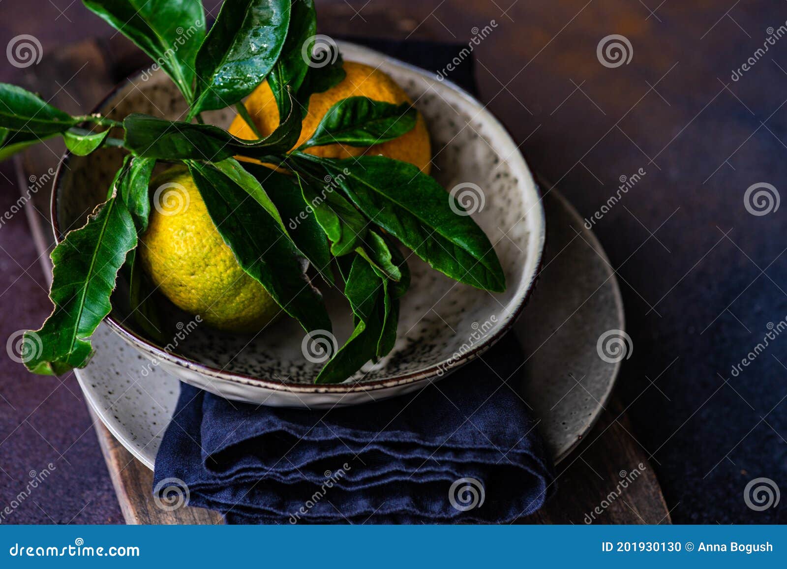 holiday place setting with tangerines