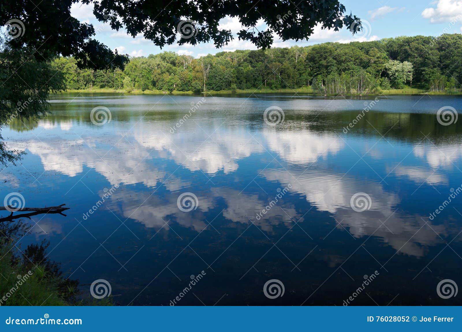 Holland Lake Scenic in Eagan Fotografia Stock Immagine di contea