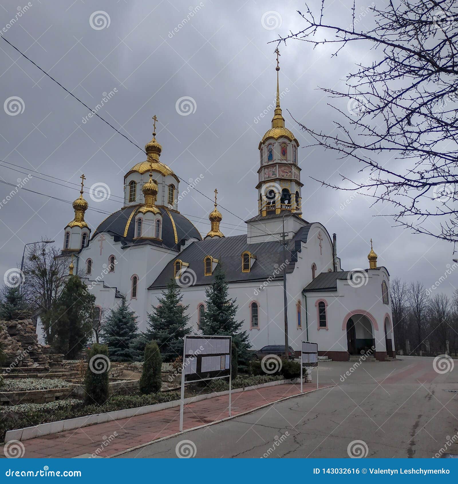holy trinity cathedral in kramatorsk, cloudy day, march