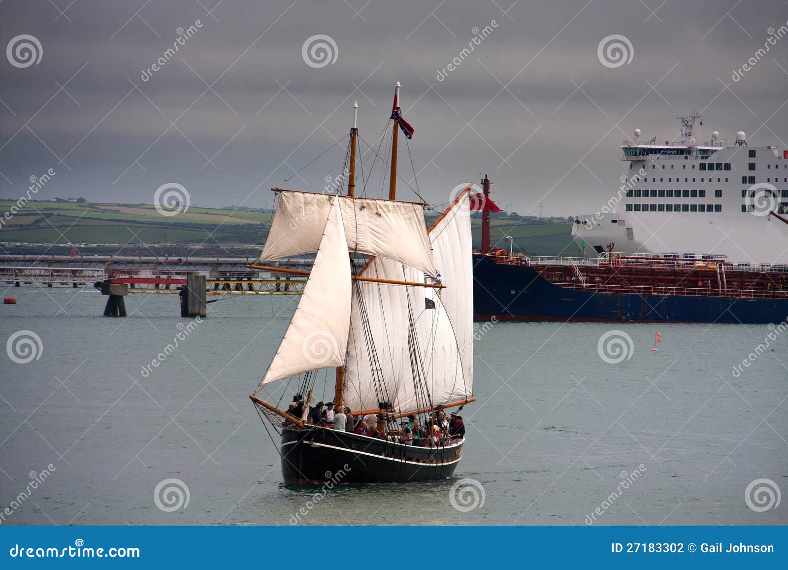 Holyhead Sailing Festival editorial photography. Image of isle 27183302