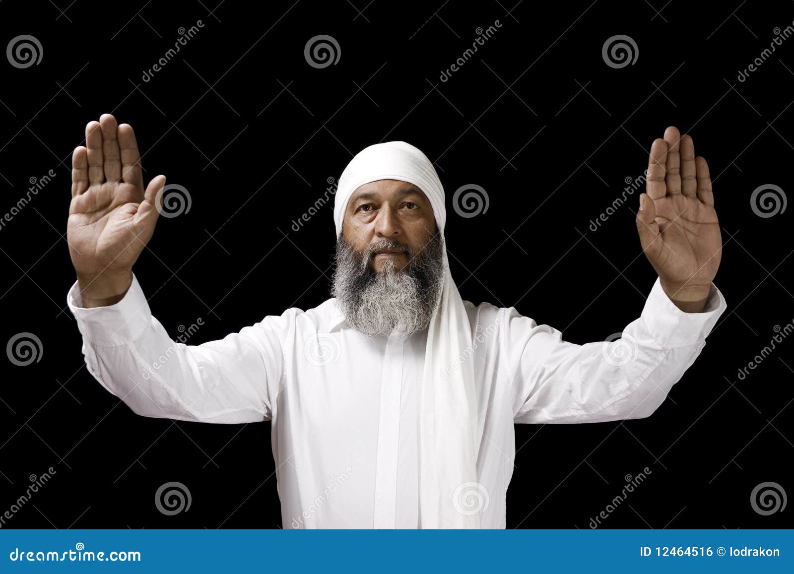 Hombre musulmán con turbante, hombre árabe Foto de stock 511337815