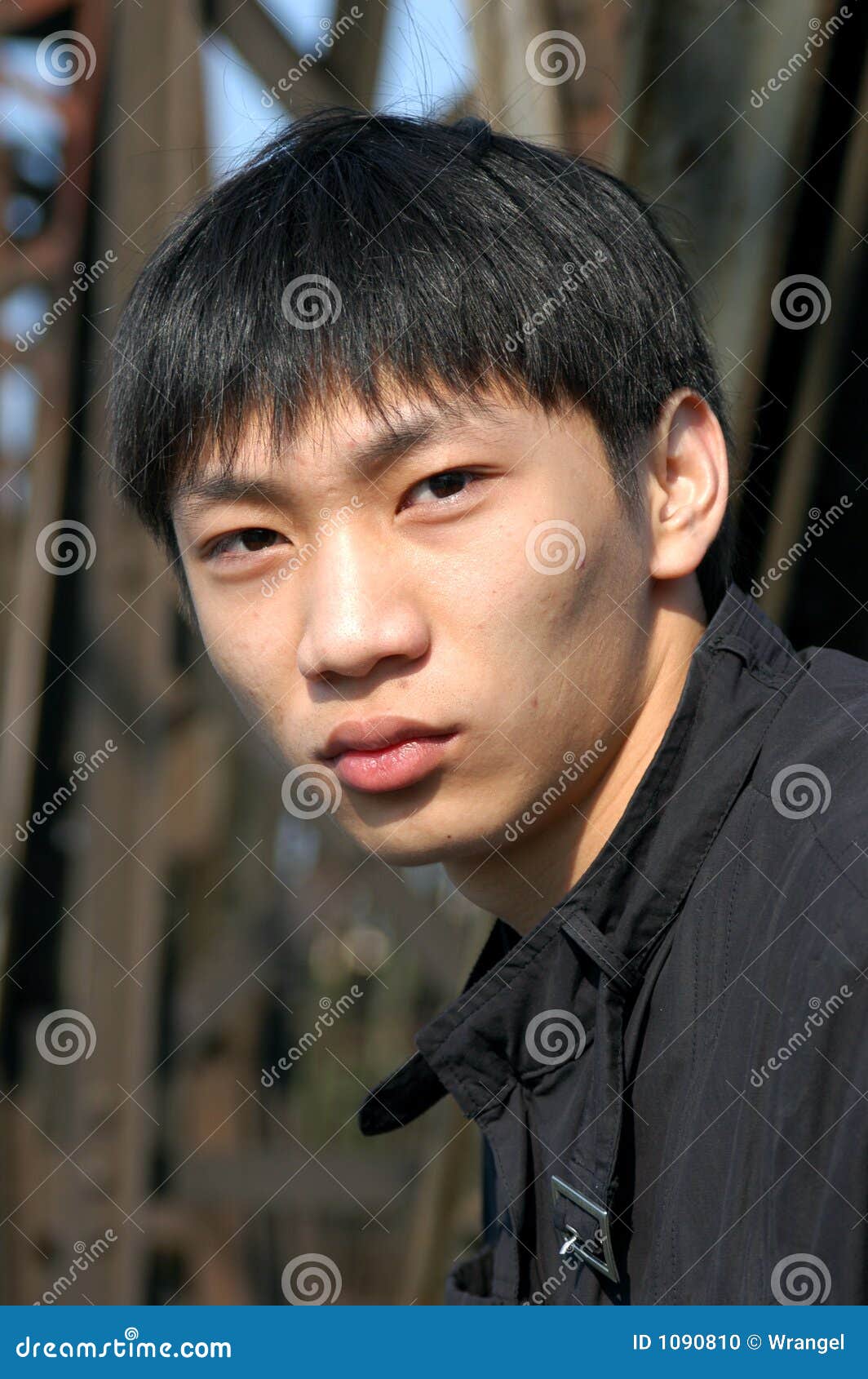 Hombre Asiático Joven Foto de archivo - Imagen: 1090810