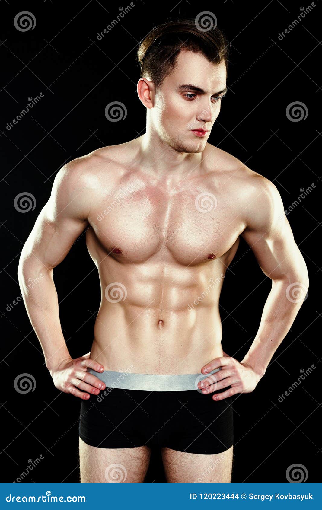 Hombre Joven Hermoso En Ropa Interior Foto de archivo Imagen de