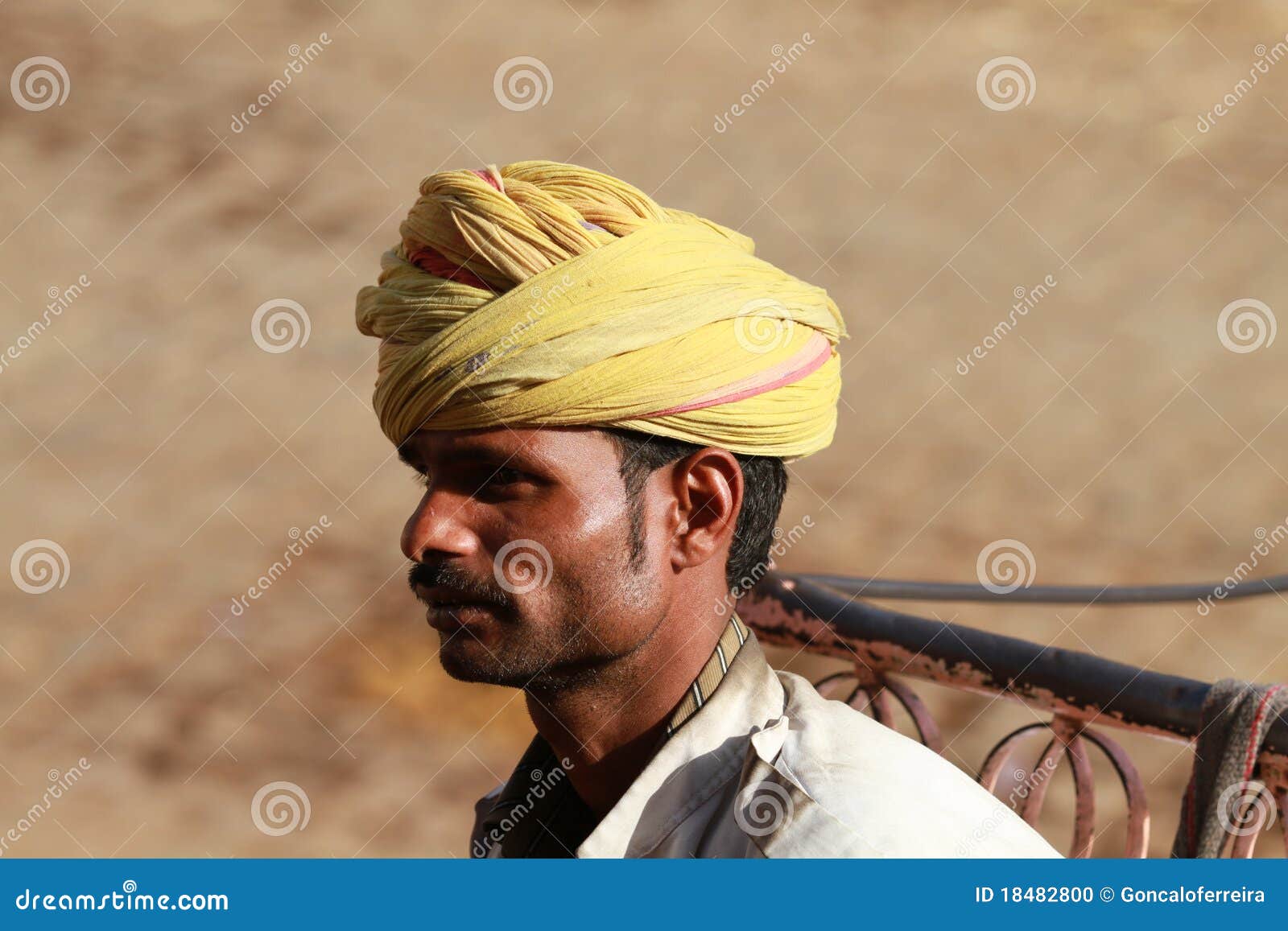 Hombres indios imagen editorial. Imagen de cara, vida - 18482800