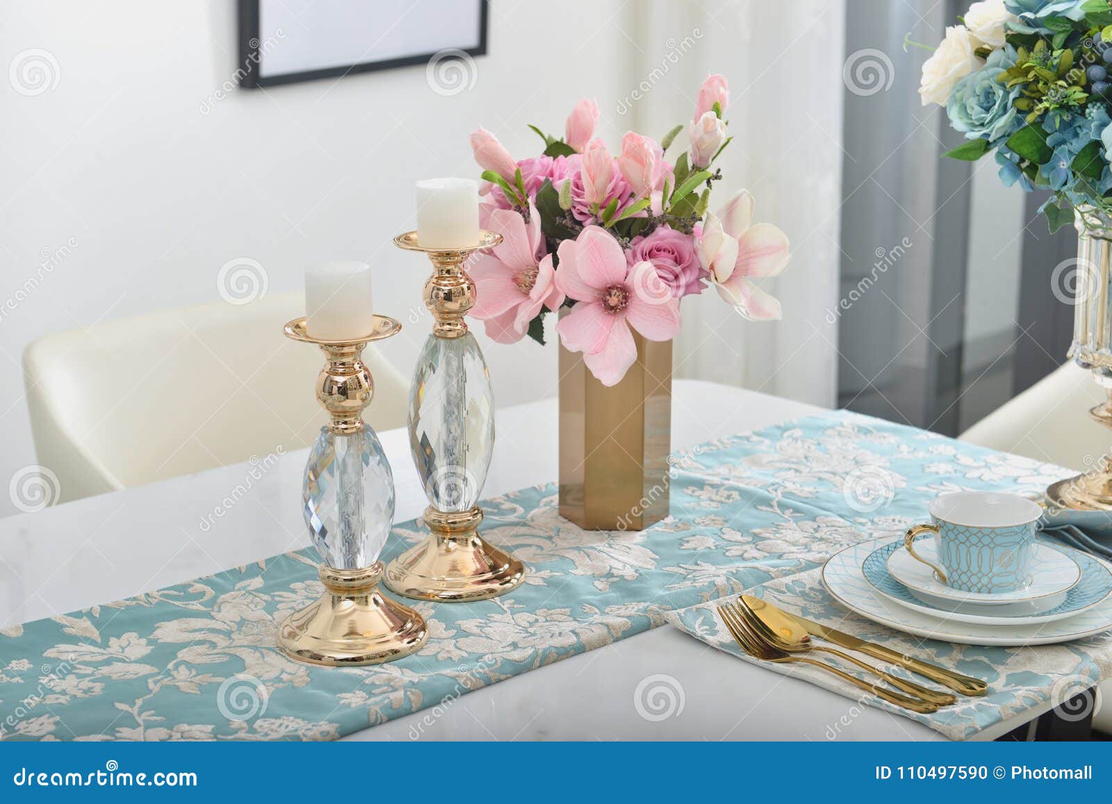 Home Interior Decordining Room Bouquet In Glass Vase Stock Photo