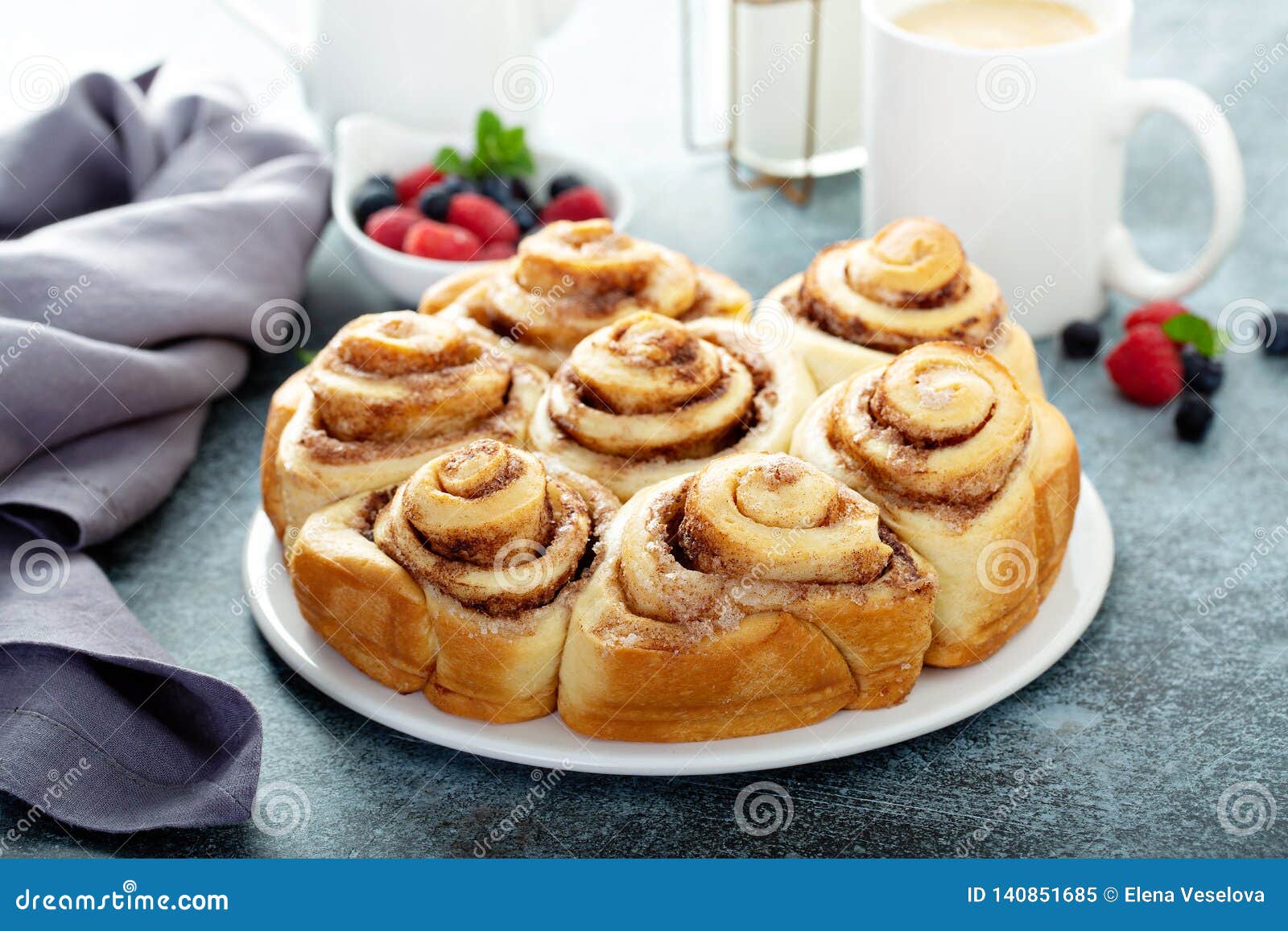 Home made cinnamon buns stock image. Image of bread 140851685