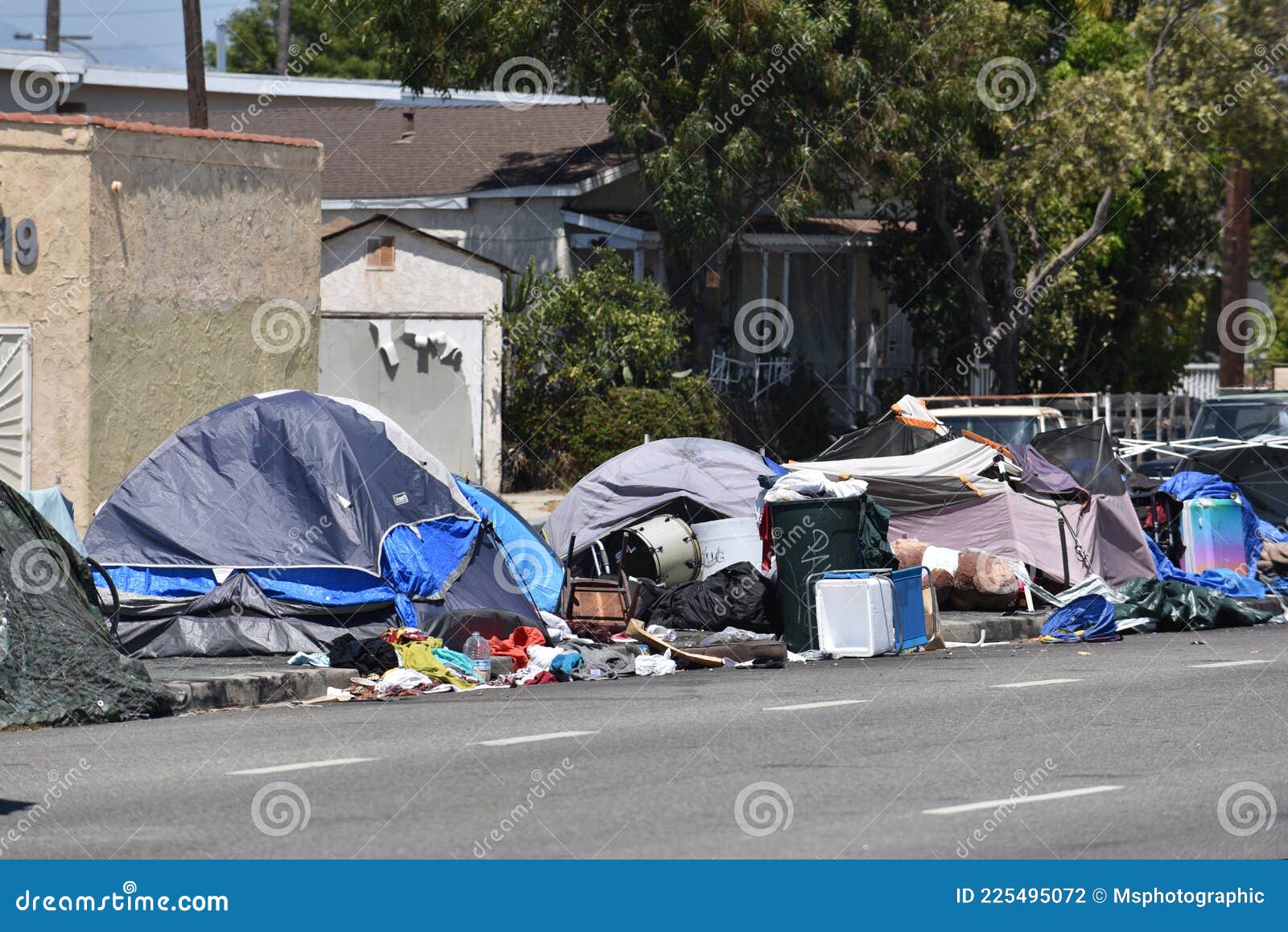 homeless-encampment-los-angeles-ca-usa-june-front-houses-venice-boulevard-west-end-225495072.jpg