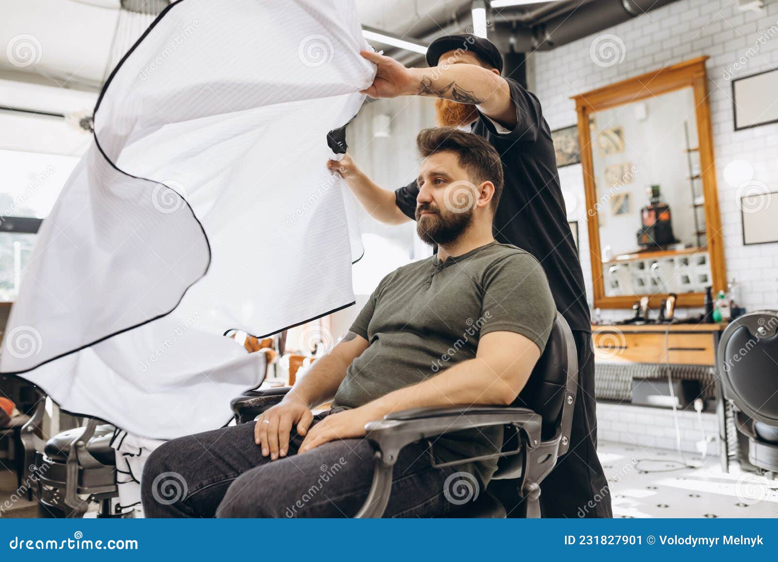 Cortando o cabelo de homem sales