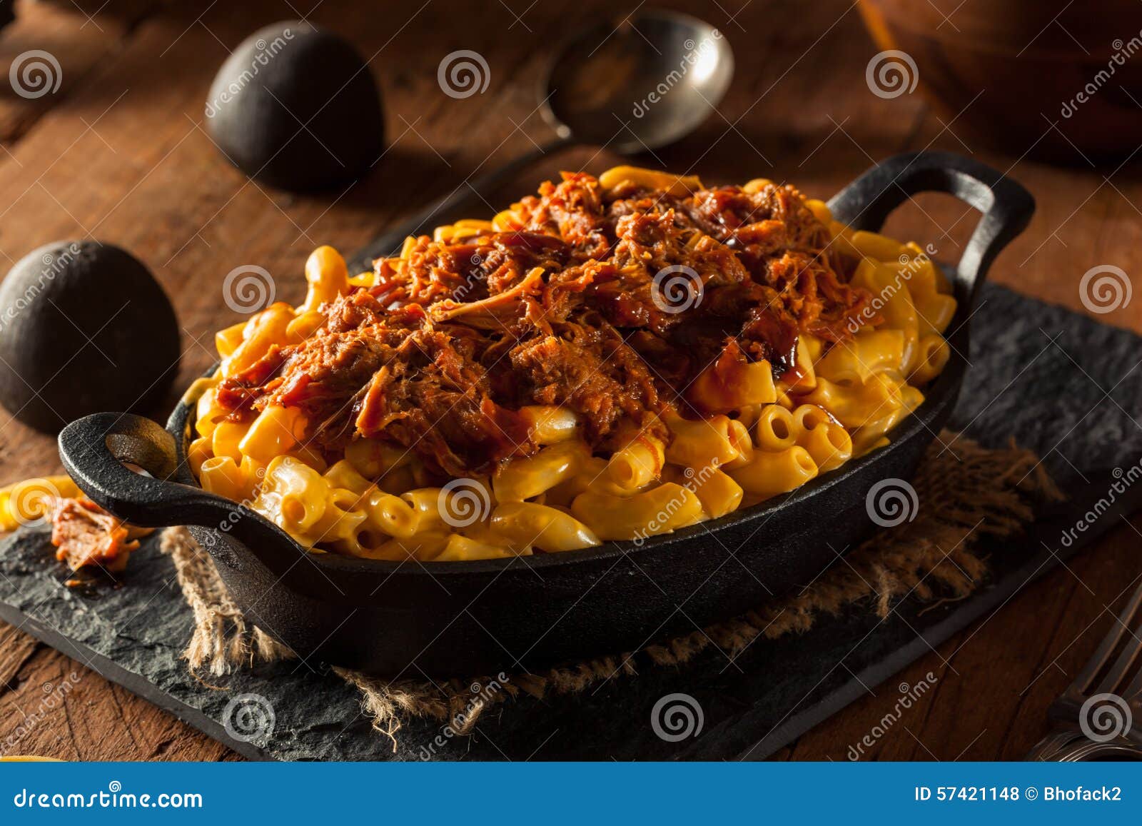 homemade bbq pulled pork mac and cheese