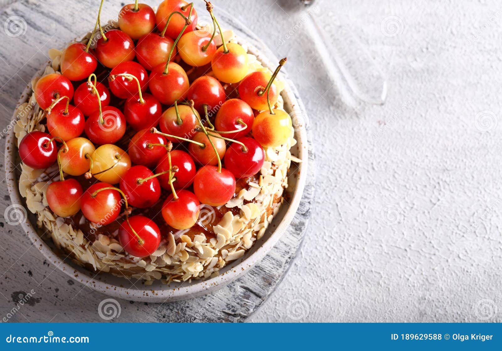 Berry fruit cake stock photo. Image of pastry, fruit 189629588